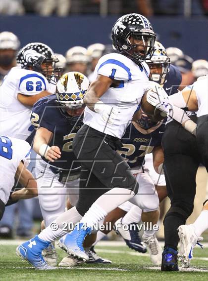 Thumbnail 2 in Keller vs. Plano West (UIL 6A Division 1 Region I Bi-District Playoff) photogallery.