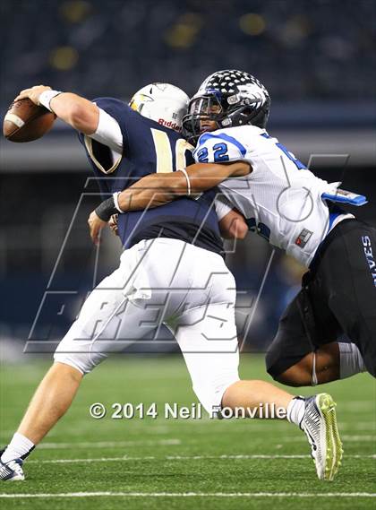 Thumbnail 3 in Keller vs. Plano West (UIL 6A Division 1 Region I Bi-District Playoff) photogallery.
