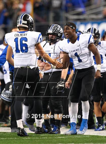 Thumbnail 3 in Keller vs. Plano West (UIL 6A Division 1 Region I Bi-District Playoff) photogallery.