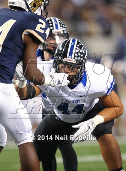 Thumbnail 1 in Keller vs. Plano West (UIL 6A Division 1 Region I Bi-District Playoff) photogallery.