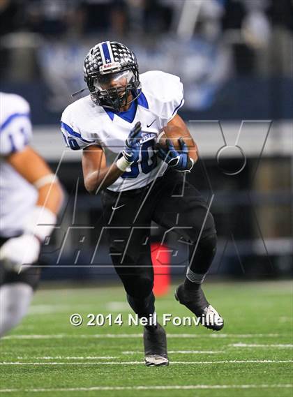 Thumbnail 3 in Keller vs. Plano West (UIL 6A Division 1 Region I Bi-District Playoff) photogallery.