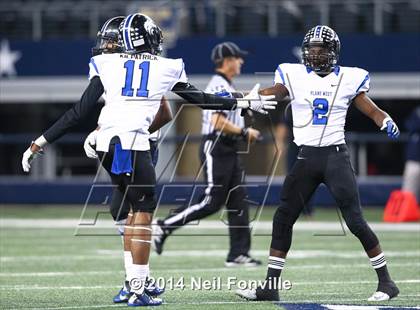 Thumbnail 3 in Keller vs. Plano West (UIL 6A Division 1 Region I Bi-District Playoff) photogallery.