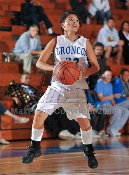 Thumbnail 3 in Henry vs Rancho Bernardo (Bronco Invitational) photogallery.