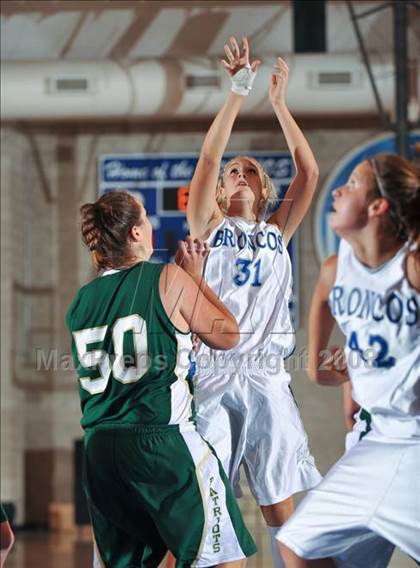 Thumbnail 3 in Henry vs Rancho Bernardo (Bronco Invitational) photogallery.