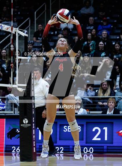 Thumbnail 1 in Cedar Park vs. Argyle (UIL 5A D1 Volleyball Final) photogallery.