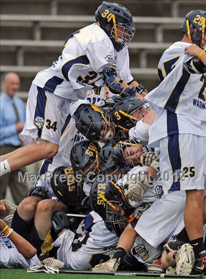 Thumbnail 3 in Bayport-Blue Point vs Shoreham Wading River (Section 11 Class C Final) photogallery.