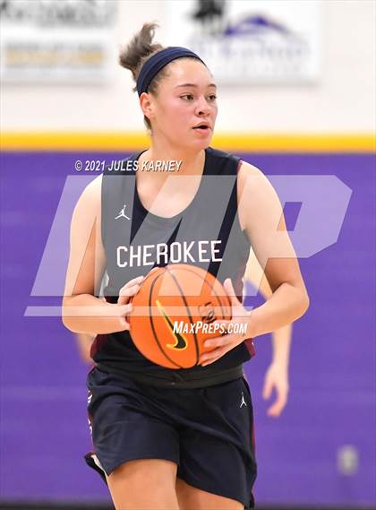 Thumbnail 1 in Cherokee Trail vs Milwaukie High School (Tarkanian Classic) photogallery.
