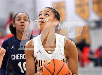 Thumbnail 3 in Cherokee Trail vs Milwaukie High School (Tarkanian Classic) photogallery.