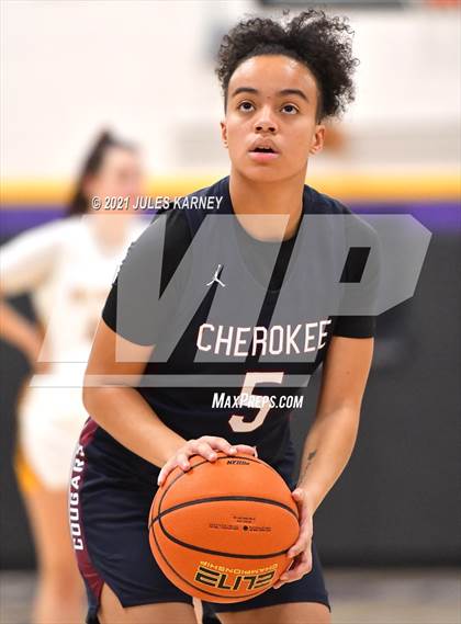 Thumbnail 3 in Cherokee Trail vs Milwaukie High School (Tarkanian Classic) photogallery.