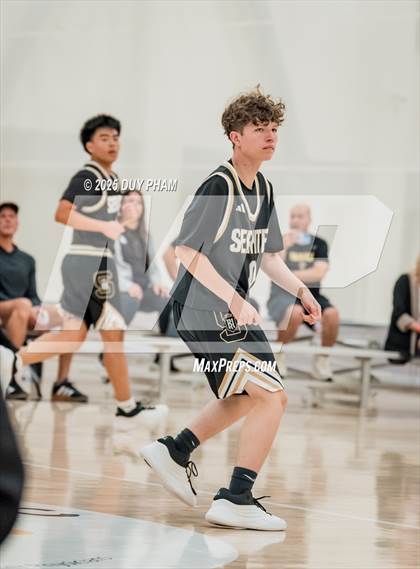 Thumbnail 2 in JV: Servite VS San Juan Hills photogallery.