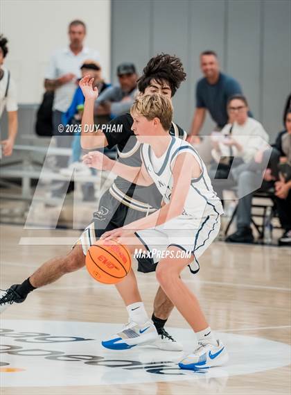 Thumbnail 3 in JV: Servite VS San Juan Hills photogallery.