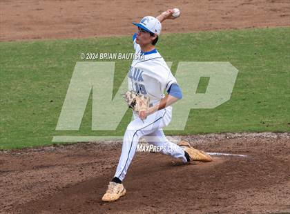 Thumbnail 2 in Kalani @ Kailua photogallery.