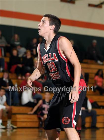 Thumbnail 3 in Bella Vista vs. El Camino (Mesa Verde Tournament) photogallery.