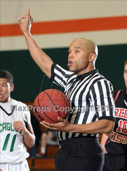 Thumbnail 2 in Bella Vista vs. El Camino (Mesa Verde Tournament) photogallery.