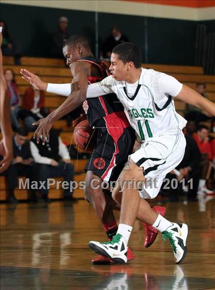 Thumbnail 3 in Bella Vista vs. El Camino (Mesa Verde Tournament) photogallery.