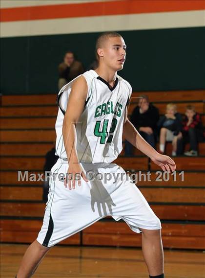 Thumbnail 2 in Bella Vista vs. El Camino (Mesa Verde Tournament) photogallery.