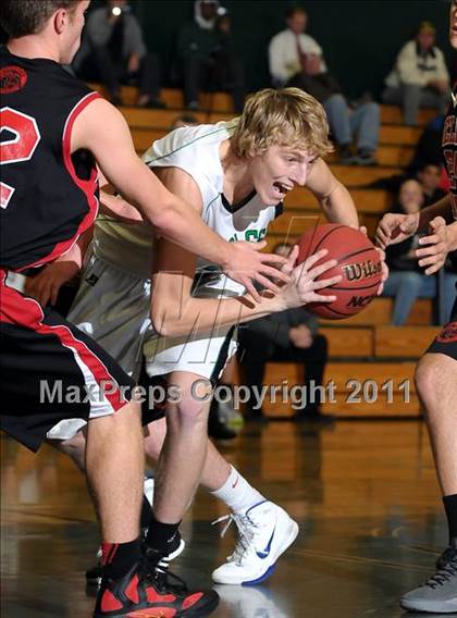 Thumbnail 1 in Bella Vista vs. El Camino (Mesa Verde Tournament) photogallery.