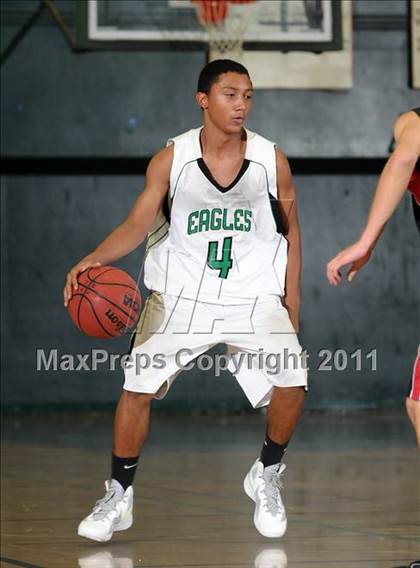 Thumbnail 3 in Bella Vista vs. El Camino (Mesa Verde Tournament) photogallery.