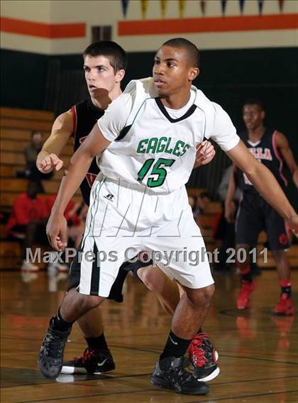 Thumbnail 1 in Bella Vista vs. El Camino (Mesa Verde Tournament) photogallery.