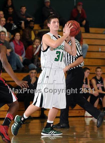 Thumbnail 3 in Bella Vista vs. El Camino (Mesa Verde Tournament) photogallery.