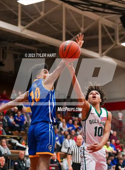Thumbnail 2 in Monrovia vs. Crawfordsville (IHSAA 3A Sectional First Round) photogallery.
