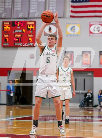 Thumbnail 3 in Monrovia vs. Crawfordsville (IHSAA 3A Sectional First Round) photogallery.