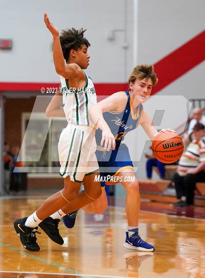 Thumbnail 3 in Monrovia vs. Crawfordsville (IHSAA 3A Sectional First Round) photogallery.