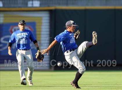 Thumbnail 1 in North vs. South (Austin Area All-Stars) photogallery.