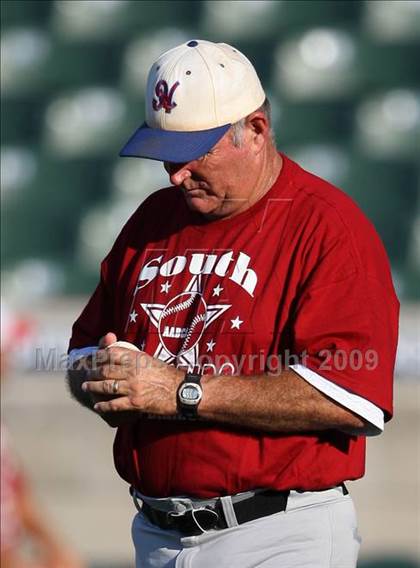 Thumbnail 2 in North vs. South (Austin Area All-Stars) photogallery.