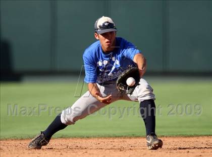 Thumbnail 3 in North vs. South (Austin Area All-Stars) photogallery.