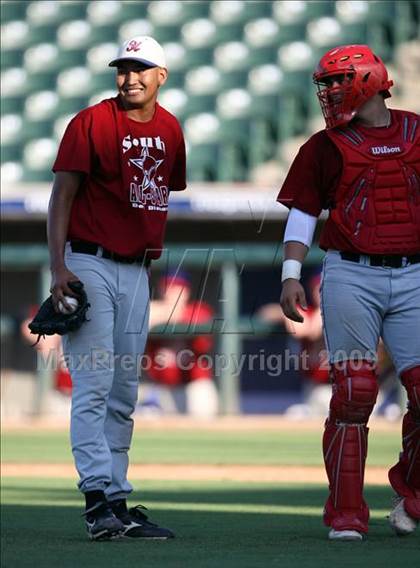 Thumbnail 3 in North vs. South (Austin Area All-Stars) photogallery.
