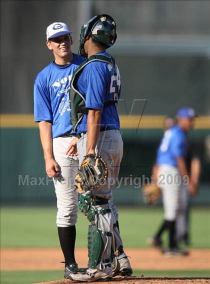 Thumbnail 2 in North vs. South (Austin Area All-Stars) photogallery.
