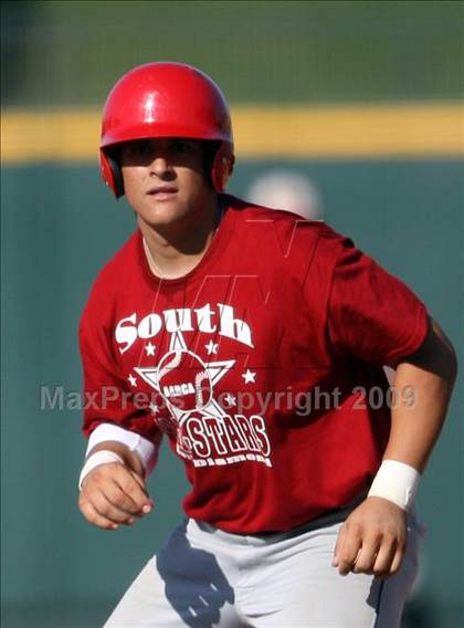 Thumbnail 1 in North vs. South (Austin Area All-Stars) photogallery.