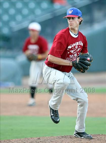 Thumbnail 1 in North vs. South (Austin Area All-Stars) photogallery.