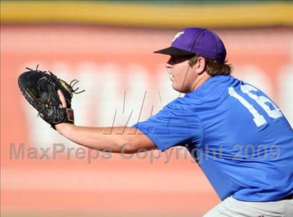 Thumbnail 2 in North vs. South (Austin Area All-Stars) photogallery.