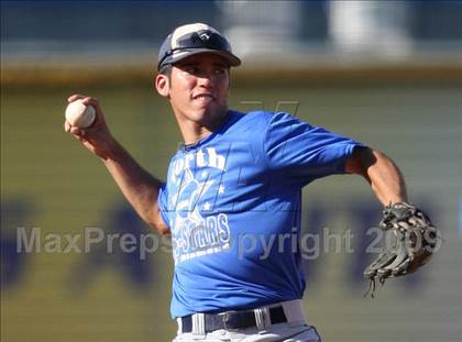 Thumbnail 1 in North vs. South (Austin Area All-Stars) photogallery.