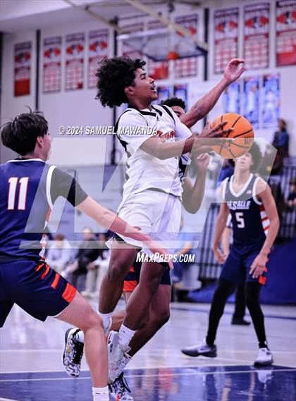 Thumbnail 1 in Cleveland vs La Salle  (Annual Rose City Roundball Classic) photogallery.