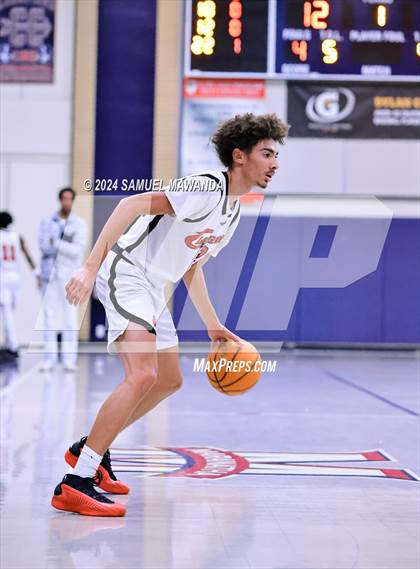 Thumbnail 1 in Cleveland vs La Salle  (Annual Rose City Roundball Classic) photogallery.