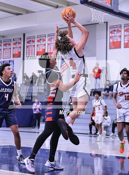Thumbnail 2 in Cleveland vs La Salle  (Annual Rose City Roundball Classic) photogallery.