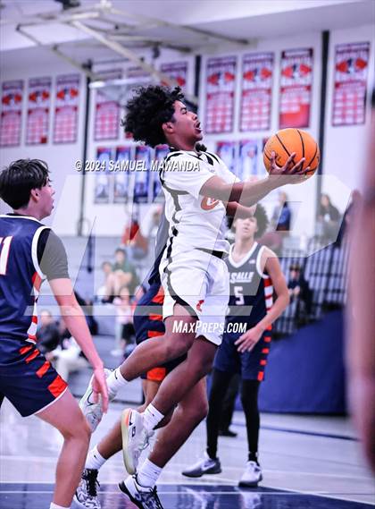Thumbnail 2 in Cleveland vs La Salle  (Annual Rose City Roundball Classic) photogallery.