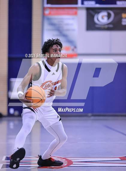 Thumbnail 3 in Cleveland vs La Salle  (Annual Rose City Roundball Classic) photogallery.