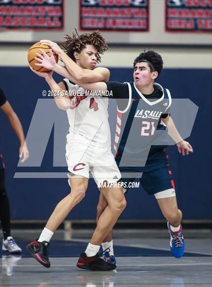 Thumbnail 2 in Cleveland vs La Salle  (Annual Rose City Roundball Classic) photogallery.