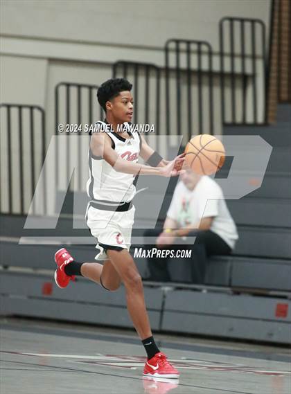 Thumbnail 1 in Cleveland vs La Salle  (Annual Rose City Roundball Classic) photogallery.
