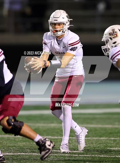 Thumbnail 3 in JSerra Catholic vs. Servite photogallery.
