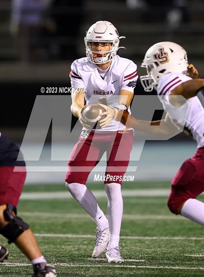 Thumbnail 2 in JSerra Catholic vs. Servite photogallery.