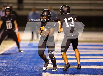 Thumbnail 1 in JSerra Catholic vs. Servite photogallery.