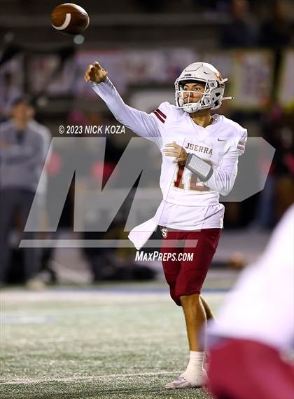 Thumbnail 2 in JSerra Catholic vs. Servite photogallery.
