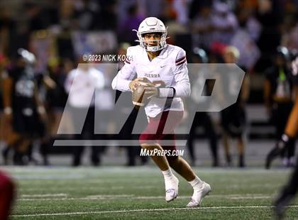 Thumbnail 2 in JSerra Catholic vs. Servite photogallery.