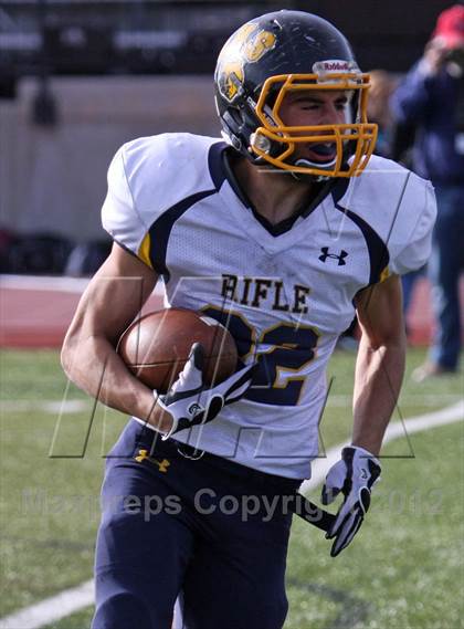 Thumbnail 2 in Rifle vs Silver Creek (CHSAA 3A Final) photogallery.