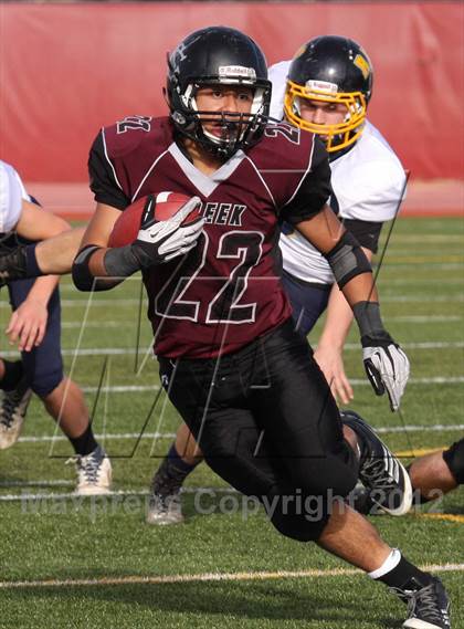 Thumbnail 2 in Rifle vs Silver Creek (CHSAA 3A Final) photogallery.